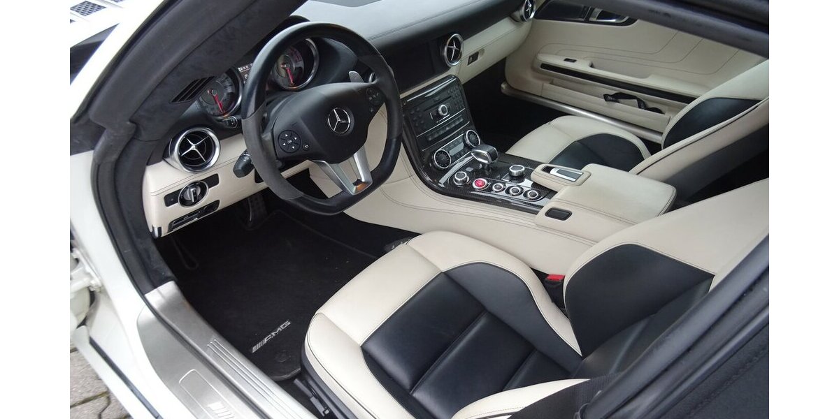 Mercedes-Benz SLS AMG Designo Carbon Bang&Olufsen Voll NP222tsd 36.000 km 149.000 &euro; Schorndorf 73614
