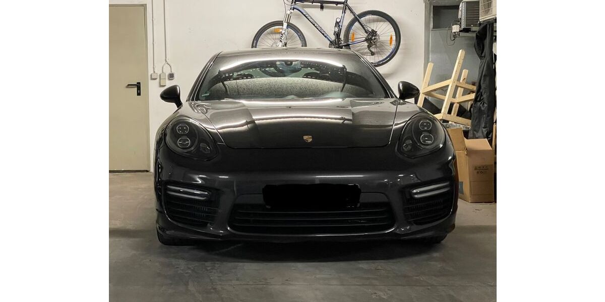Porsche Panamera 130.000 km 41.900 &euro; Ludwigsburg 71633