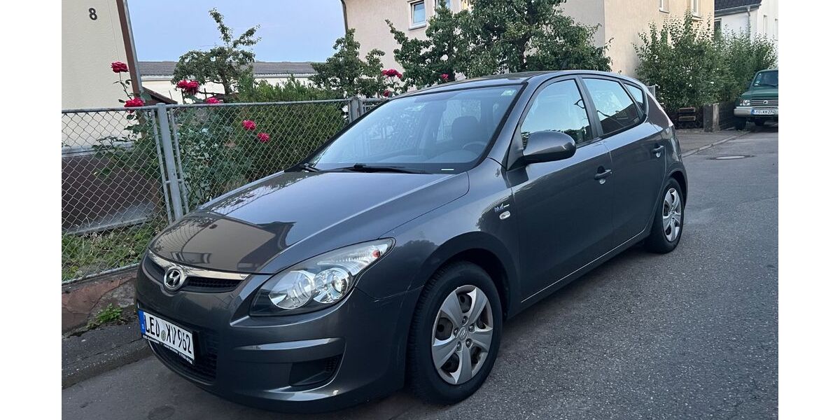 Hyundai i30 137.000 km 1.700 &euro; Leonberg 71229