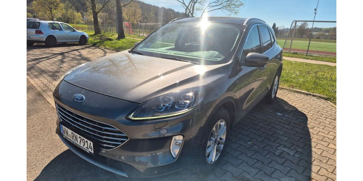 Ford Kuga 69.000 km 17.900 &euro; Backnang 71522