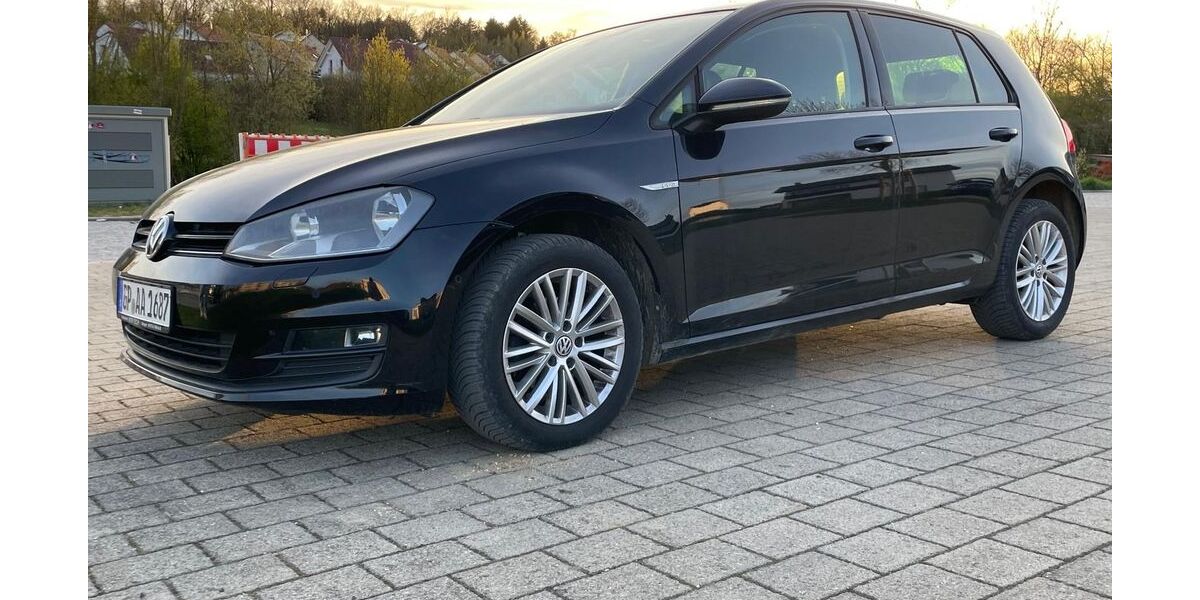 VW Golf 114.000 km 6.800 &euro; Uhingen 73066