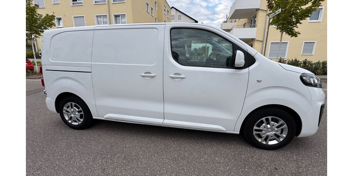 Opel Vivaro 44.000 km 16.800 &euro; Leonberg 71229
