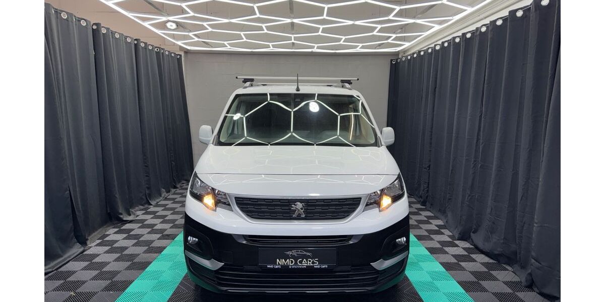 Peugeot Rifter 147.000 km 13.987 &euro; Bietigheim-Bissingen 74321