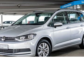 VW Touran 129.057 km 24.130 &euro; Stuttgart-Wangen 70188