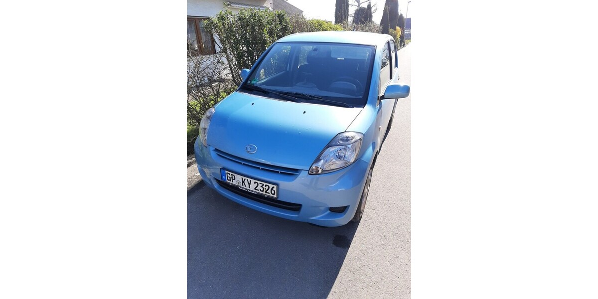 Daihatsu Sirion 92.000 km 2.900 &euro; Börtlingen 73104