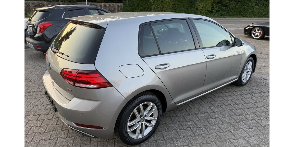 VW Golf VII 1.4 TSI*Standheizung,Apple Car Play* 123.000 km 9.850 &euro; Schorndorf 73614