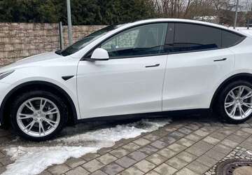 Tesla Model Y 28.800 km 33.900 &euro; Wüstenrot 71543