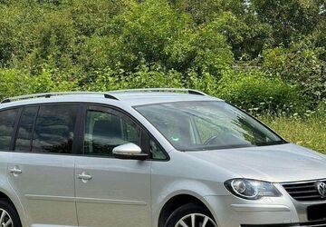 VW Touran 99.000 km 7.500 &euro; Murr 71711