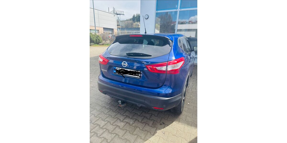 Nissan Qashqai 163.000 km 9.900 &euro; Lorch 73547