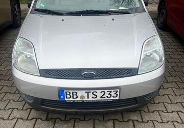 Ford Fiesta 136.000 km 900 &euro; Sindelfingen 71065