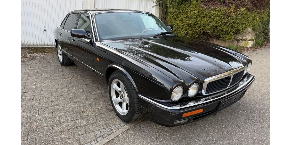 Jaguar XJ6 231.752 km 1.750 &euro; Backnang 71522