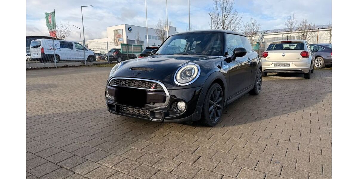 Mini Cooper S Coupé 70.000 km 17.700 &euro; Ludwigsburg 71640