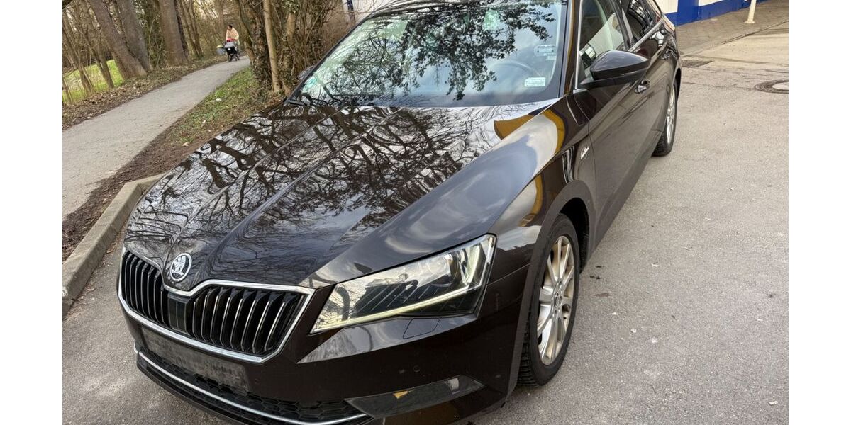 Skoda Superb 215.000 km 11.599 &euro; Filderstadt / bei Stuttgart 70794
