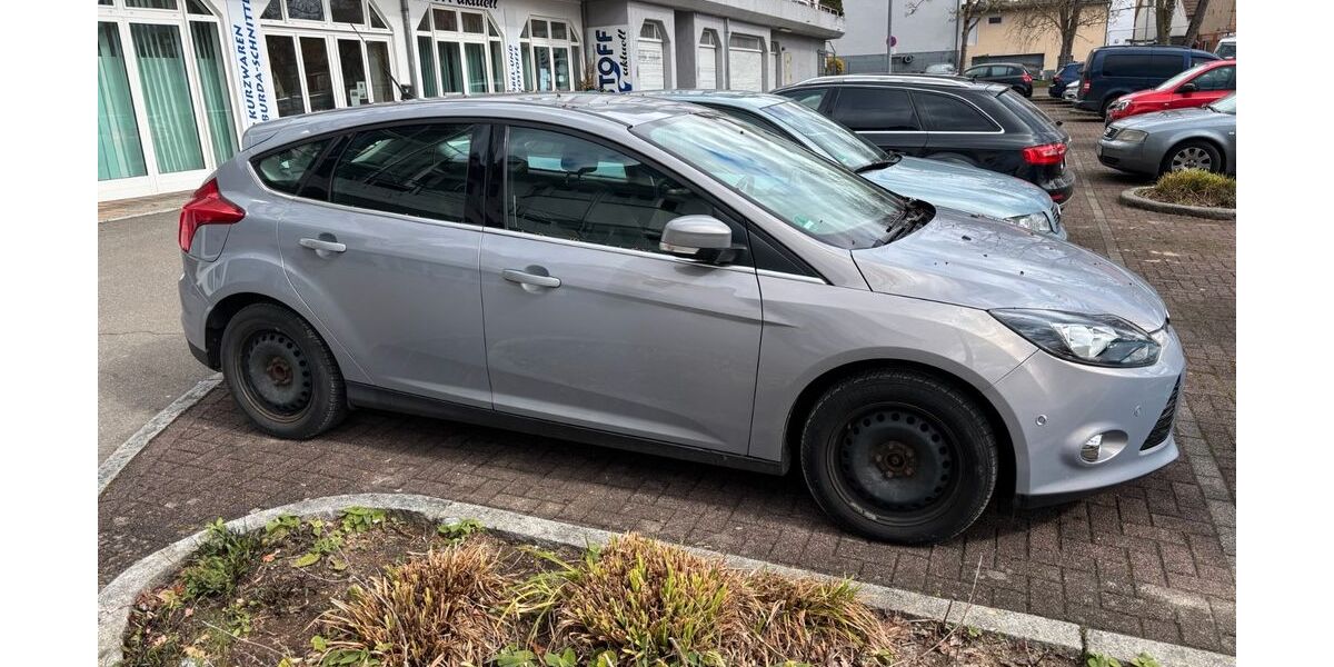 Ford Focus 80.200 km 6.900 &euro; Aichtal 72631