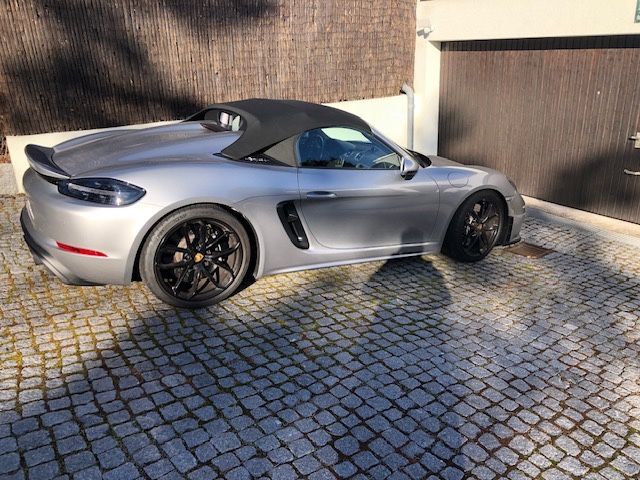 Porsche Boxster 9.960 km 109.800 &euro; Stuttgart 71000