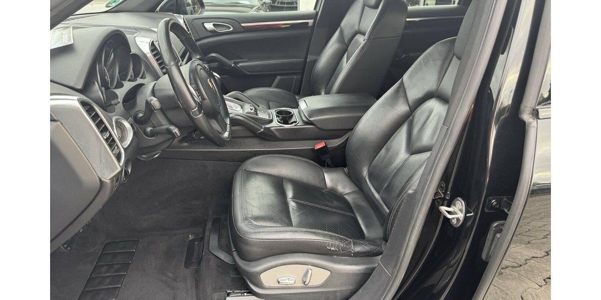 Porsche Cayenne *21´´Alu,SSD,AHK,PCM,Bi-Xenon,Leder,Luft 315.000 km 16.888 &euro; Schorndorf 73614