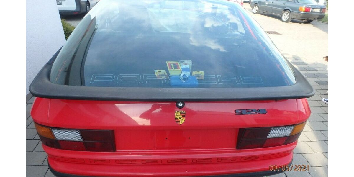 Porsche 924 71.761 km 11.999 &euro; Vaihingen/Enz 71665