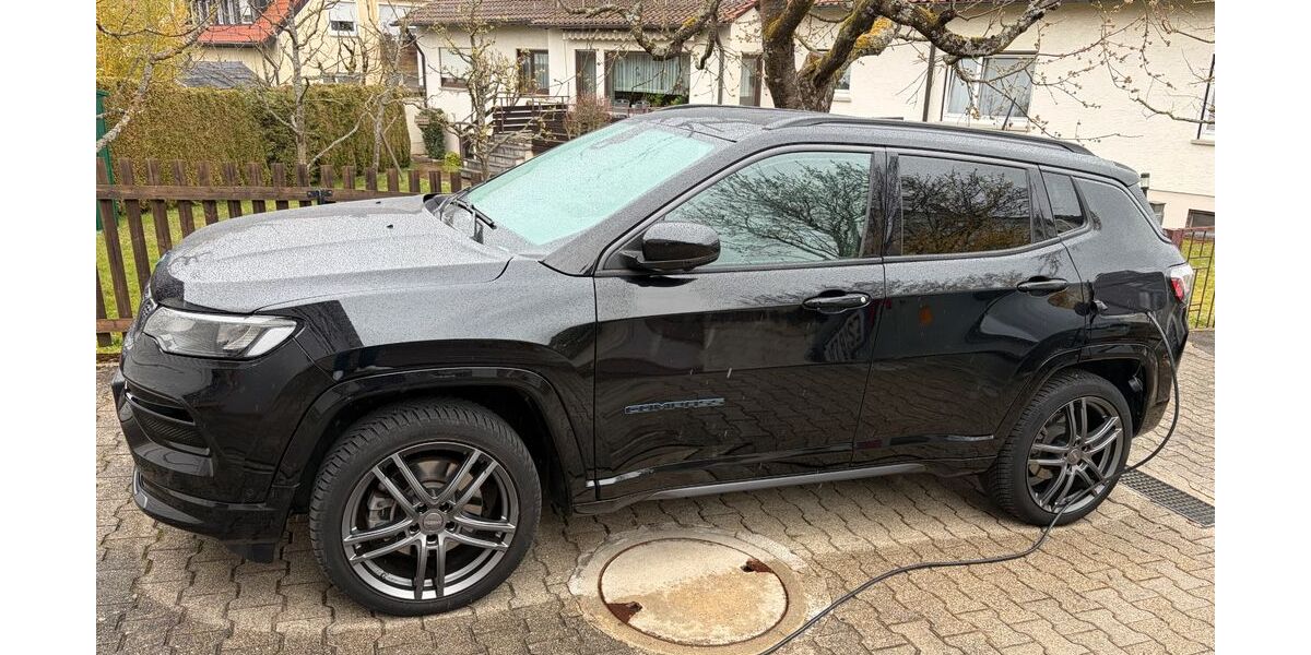 Jeep Compass 62.000 km 19.999 &euro; Leinfelden-Echterdingen, Stetten 70771