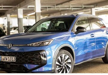 VW T-Roc 5.174 km 41.490 &euro; Stuttgart 70563