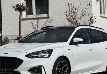 Ford Focus 44.319 km 18.990 &euro; Walddorfhäslach (bei Stuttgart) 72141