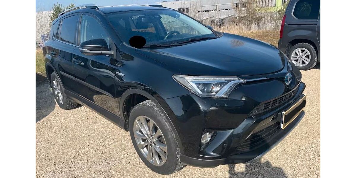 Toyota RAV 4 163.000 km 16.999 &euro; Ditzingen 71254