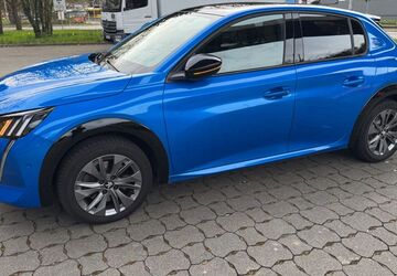 Peugeot e-208 75.000 km 13.800 &euro; Stuttgart 70569