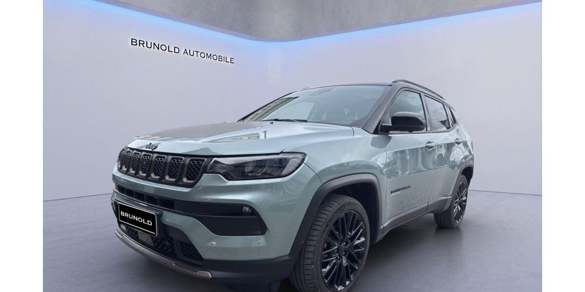 Jeep Compass 22.400 km 26.900 &euro; Stuttgart 70565