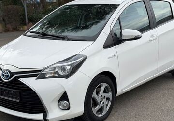 Toyota Yaris 100.000 km 10.490 &euro; Möglingen 71696