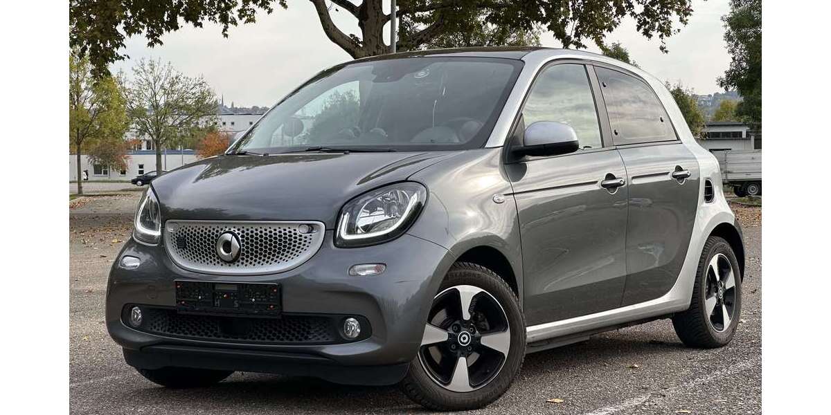 Smart forFour 49.000 km 8.800 &euro; Esslingen Am Neckar 73733