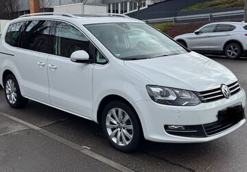 VW Sharan 61.500 km 29.899 &euro; Stuttgart 70184