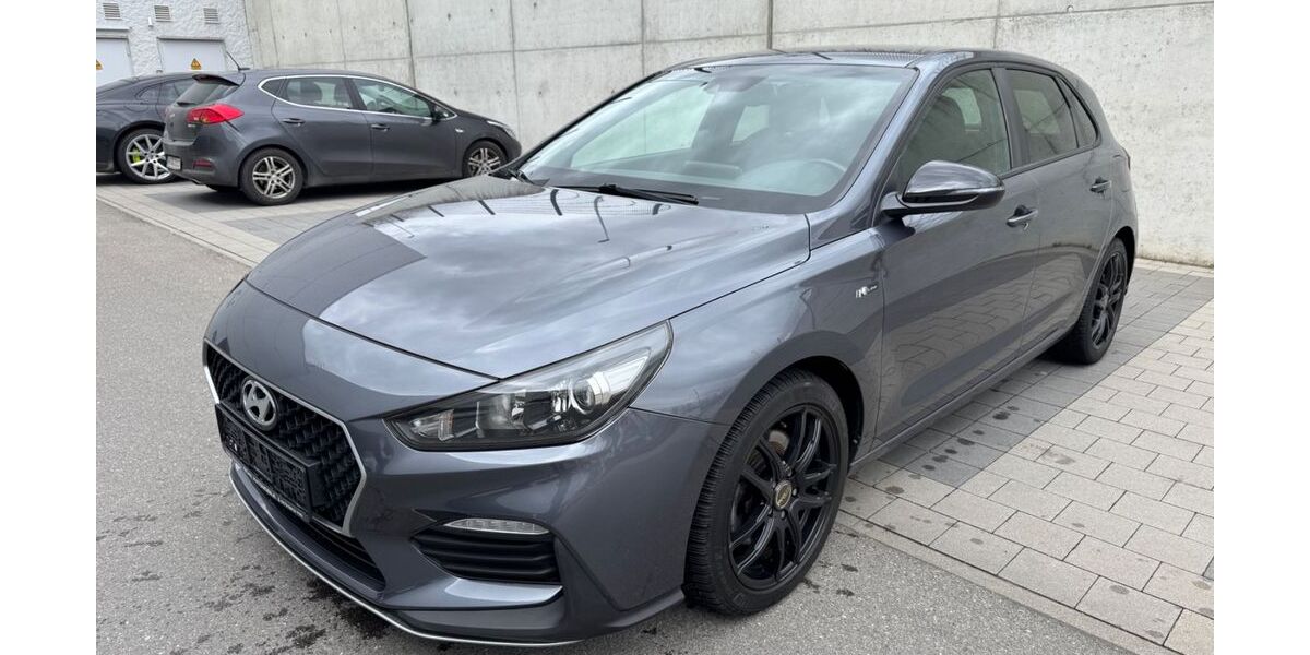 Hyundai i30 64.500 km 16.290 &euro; Backnang 71522