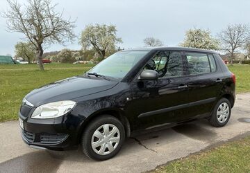 Skoda Fabia 99.800 km 4.900 &euro; Waldenbuch 71111
