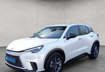 Lexus LBX 1.750 km 30.850 &euro; Stuttgart 70469