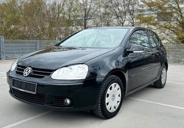 VW Golf 210.000 km 2.490 &euro; Stuttgart 70469