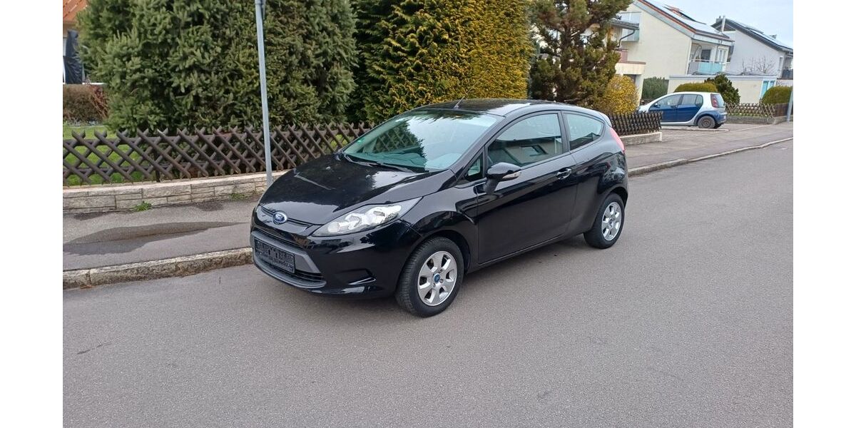 Ford Fiesta 175.000 km 2.700 &euro; Sindelfingen 71067