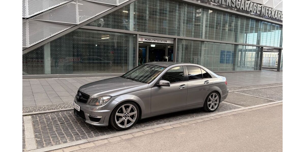 Mercedes-Benz C 250 310.000 km 5.700 &euro; Stuttgart 70372