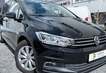 VW Touran 125.000 km 16.390 &euro; Korntal-Münchingen 70825