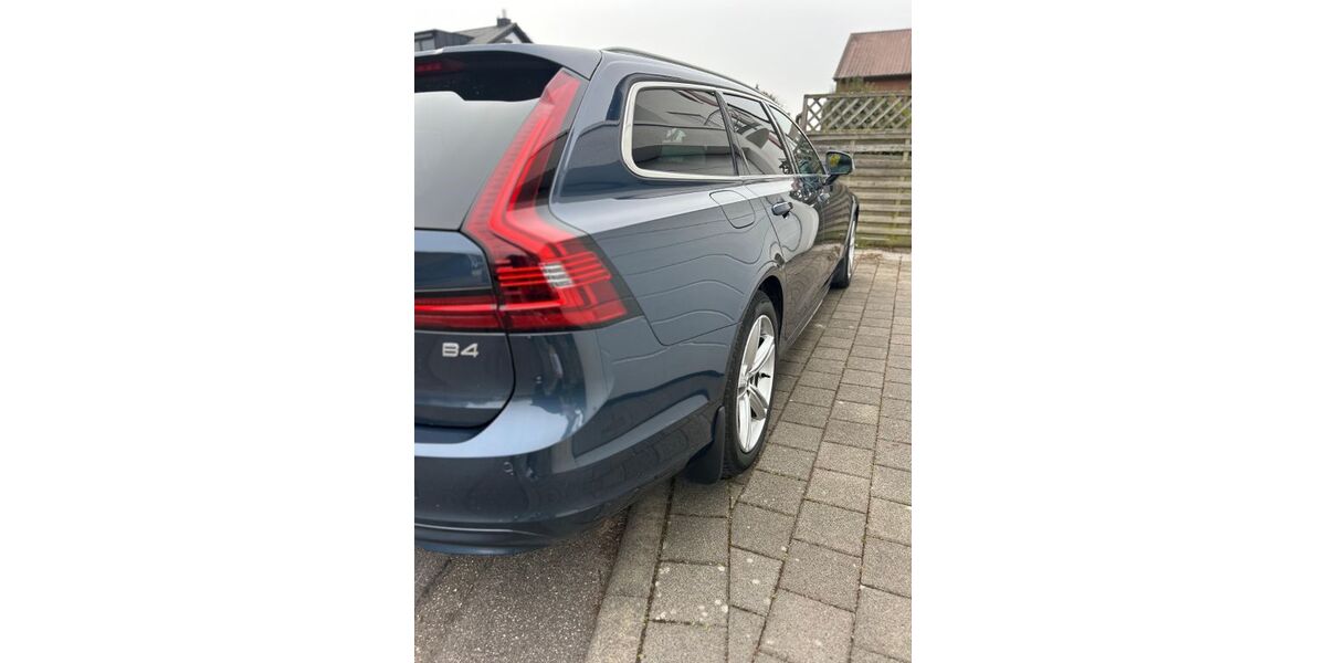 Volvo V90 90.000 km 27.000 &euro; Löchgau 74369