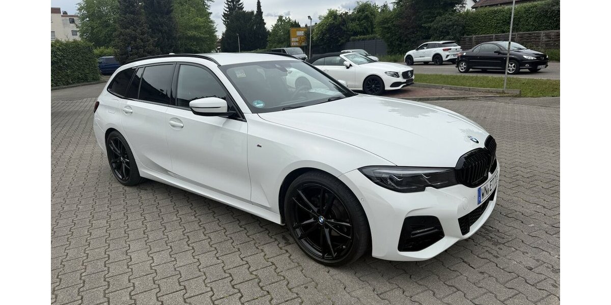 BMW 320d M Sport 19 Zoll Virtual Laser AHK Standh. 87.000 km 29.650 &euro; Schorndorf 73614