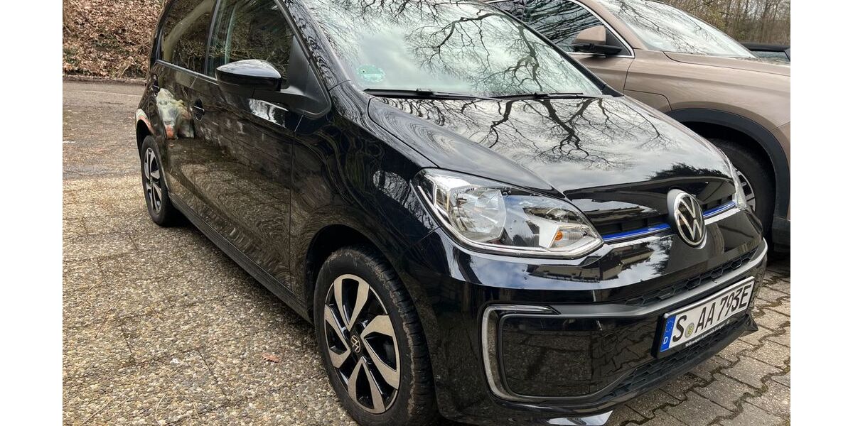 VW e-up! 45.665 km 12.900 &euro; Stuttgart 70469