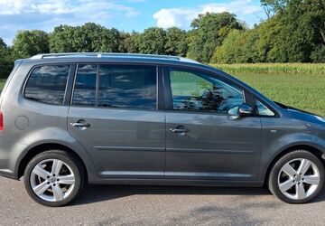 VW Touran 88.000 km 13.500 &euro; Denkendorf 73770
