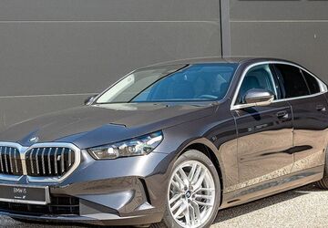 BMW i5 5.000 km 62.240 &euro; Gerlingen 70839