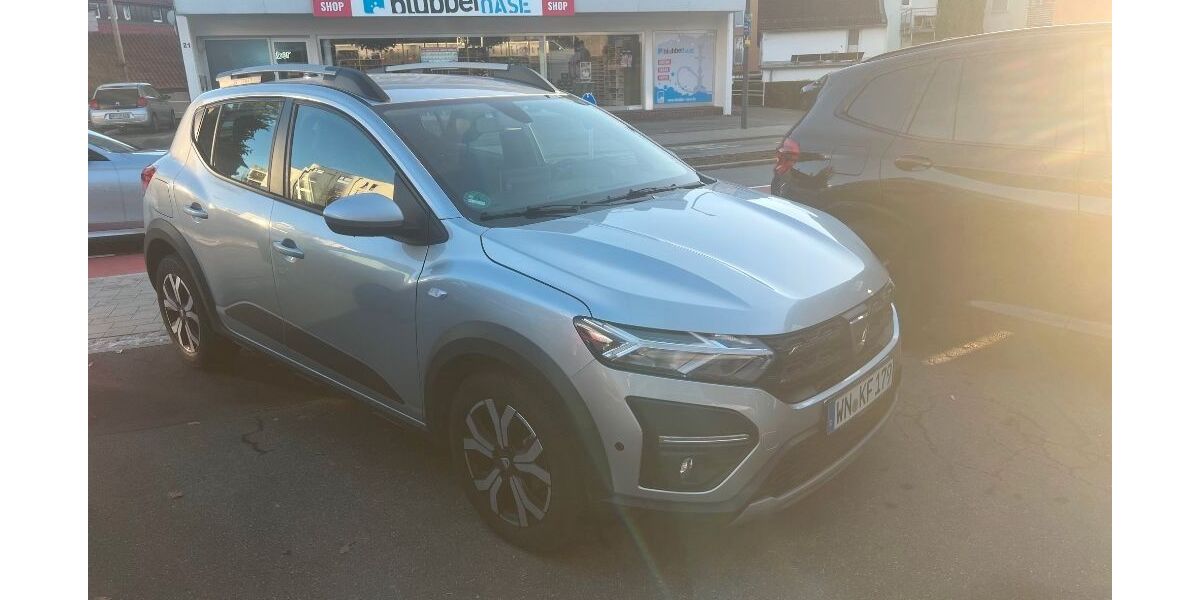 Dacia Sandero 21.000 km 15.500 &euro; Winnenden 71364