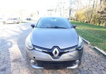 Renault Clio 135.785 km 5.500 &euro; Waldenbuch 71111