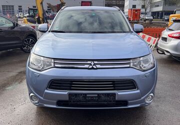 Mitsubishi Outlander 146.000 km 11.899 &euro; Stuttgart 70376