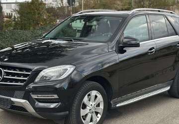 Mercedes-Benz ML 350 185.000 km 17.490 &euro; Möglingen 71696