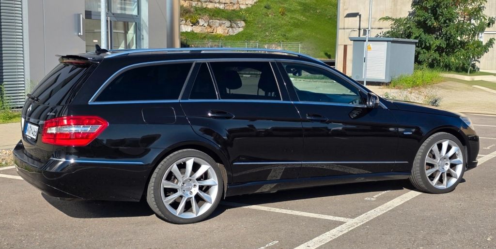 Mercedes-Benz E 200 405.000 km 4.950 &euro; Waiblingen 71332